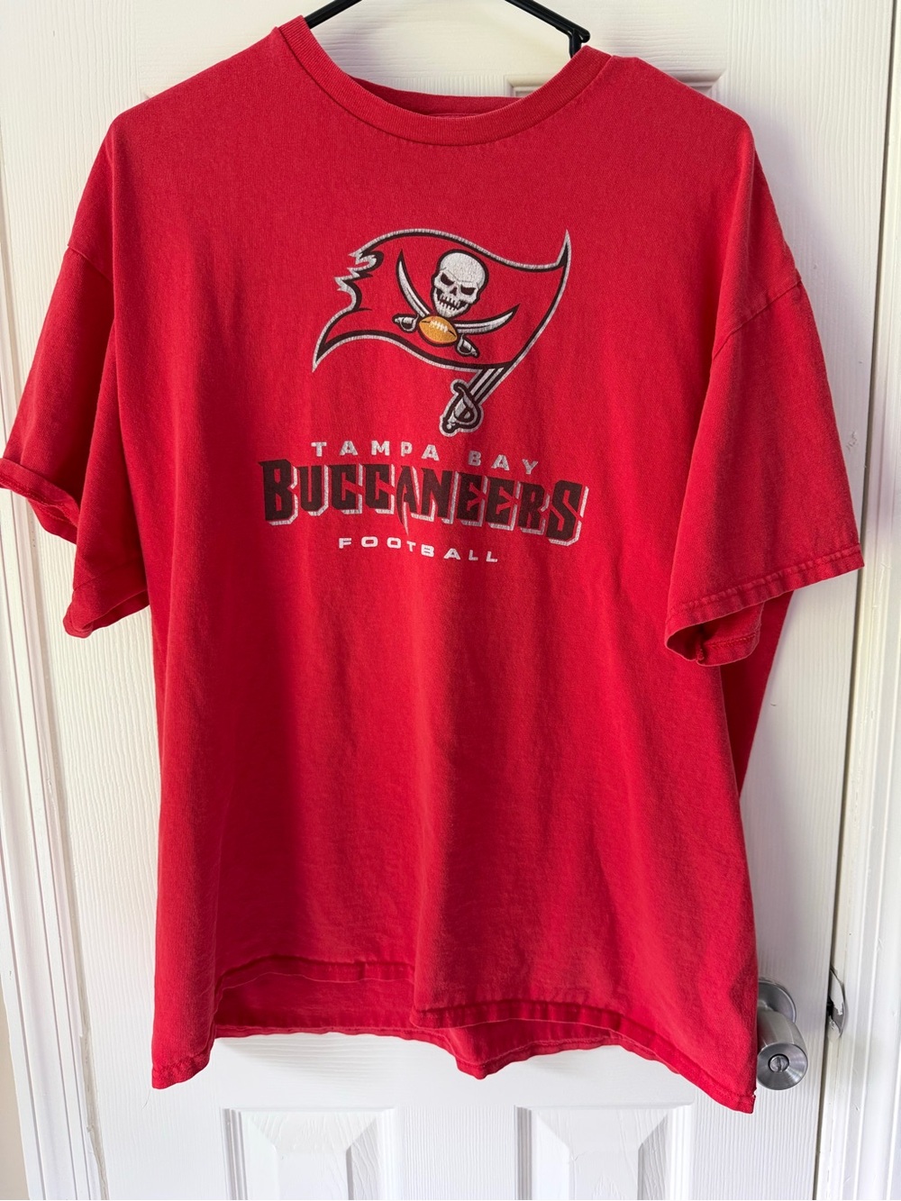 NFL Tampa Bay Buccaneers Red Short Sleeve Tee